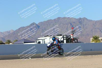media/Nov-06-2023-Moto Forza (Mon) [[ce023d0744]]/4-Beginner Group/Session 4 (Finish Line Checker)/